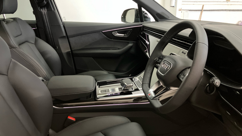 Audi Q7 3.0 TDI Quattro 286 Black Edition 5dr Tiptronic Diesel Estate